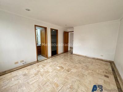 Apartamento en arriendo en El Poblado, Medellín · foto 4 de 20