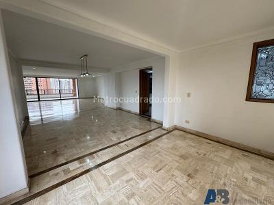 Apartamento en arriendo en El Poblado, Medellín · foto 9 de 20