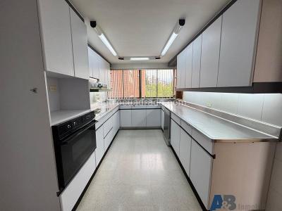 Apartamento en arriendo en El Poblado, Medellín · foto 10 de 20