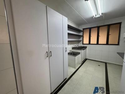 Apartamento en arriendo en El Poblado, Medellín · foto 15 de 20