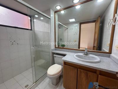 Apartamento en arriendo en El Poblado, Medellín · foto 19 de 20