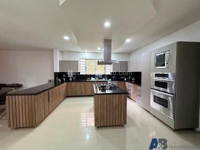 Casa de 4 alcobas en venta en La Doctora, Sabaneta, 470 m² · foto 7 de 20