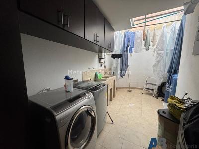 Casa de 4 alcobas en venta en La Doctora, Sabaneta, 470 m² · foto 8 de 20