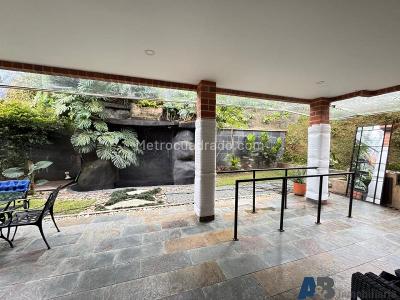 Casa de 4 alcobas en venta en La Doctora, Sabaneta, 470 m² · foto 18 de 20