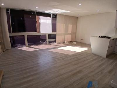 Casa de 3 alcobas en arriendo en Loma Del Chocho, Envigado, 270 m² · foto 3 de 20