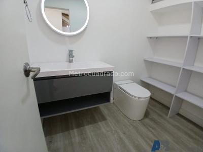 Casa de 3 alcobas en arriendo en Loma Del Chocho, Envigado, 270 m² · foto 9 de 20