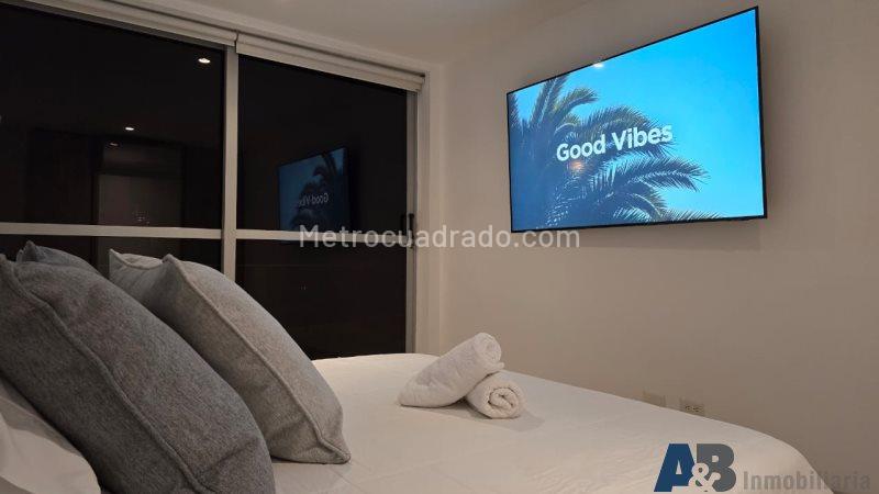 Apartamento de 3 Alcobas con Balcón en Castropol, El Poblado - 3