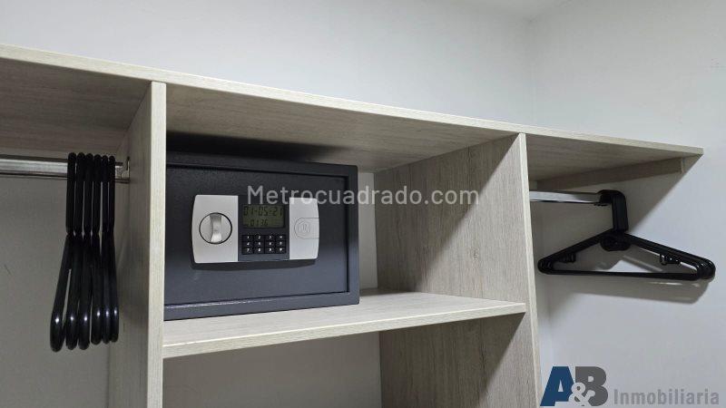 Apartamento de 3 Alcobas con Balcón en Castropol, El Poblado - 6