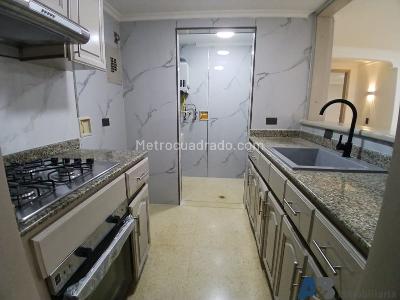 Apartamento de 2 alcobas en arriendo en El Poblado, Medellín, 75 m² · foto 5 de 17