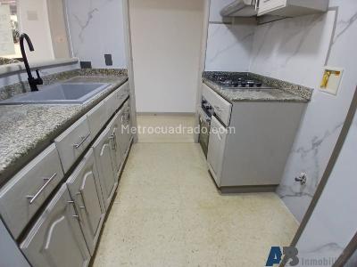 Apartamento de 2 alcobas en arriendo en El Poblado, Medellín, 75 m² · foto 7 de 17