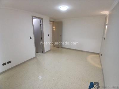 Apartamento de 2 alcobas en arriendo en El Poblado, Medellín, 75 m² · foto 9 de 17