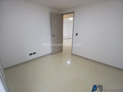 Apartamento de 2 alcobas en arriendo en El Poblado, Medellín, 75 m² · foto 10 de 17