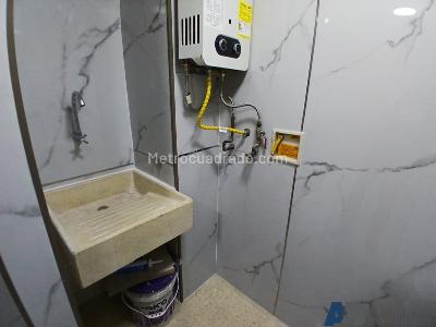 Apartamento de 2 alcobas en arriendo en El Poblado, Medellín, 75 m² · foto 15 de 17