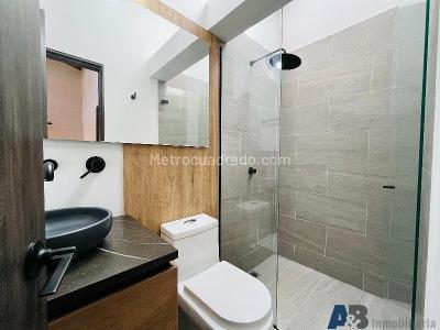 Casa de 3 alcobas en arriendo en El Escobero, Envigado, 310 m² · foto 17 de 20