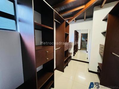 Casa de 4 alcobas en venta en El Salado, Envigado, 400 m² · foto 10 de 20