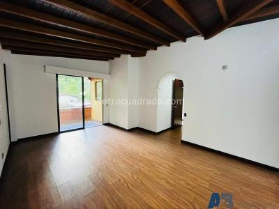 Casa de 4 alcobas en venta en El Salado, Envigado, 400 m² · foto 12 de 20