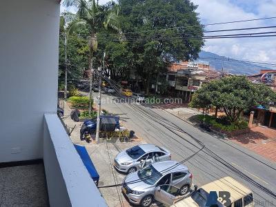 Apartamento de 5 alcobas en arriendo en Santa Monica, Medellín, 440 m² · foto 2 de 20