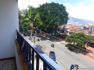 Apartamento de 5 alcobas en arriendo en Santa Monica, Medellín, 440 m² · foto 4 de 20