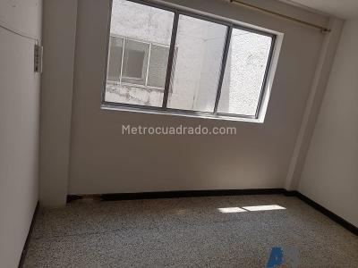 Apartamento de 5 alcobas en arriendo en Santa Monica, Medellín, 440 m² · foto 8 de 20