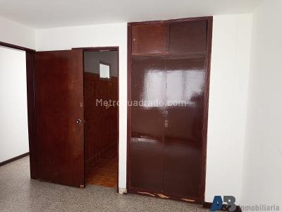 Apartamento de 5 alcobas en arriendo en Santa Monica, Medellín, 440 m² · foto 12 de 20