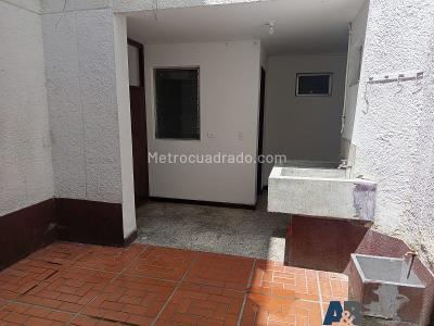 Apartamento de 5 alcobas en arriendo en Santa Monica, Medellín, 440 m² · foto 19 de 20