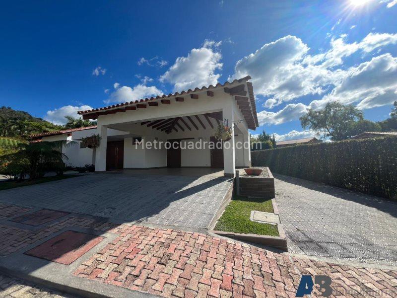 4BR House in Lagos Del Retiro (715 m²) - 3