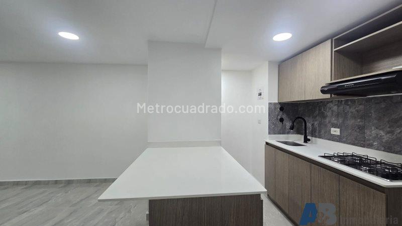 Apartamento en Arriendo, San Rafael, Envigado - 2