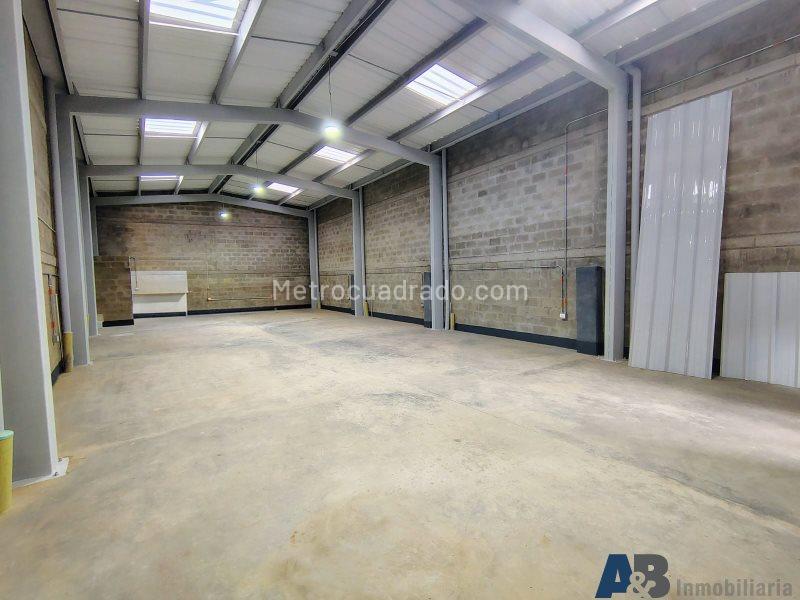 Bodega en Arriendo, Calle Larga, Sabaneta - Mehr