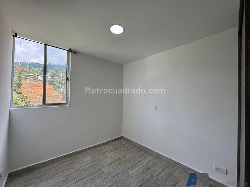 Apartamento Moderno de 3 Alcobas en Robledo Pajarito - 4