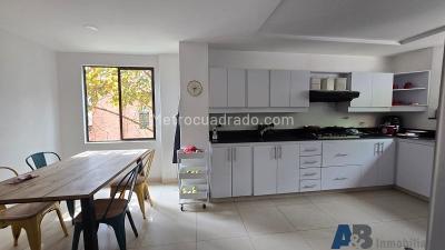 Casa de 4 alcobas en venta en El Poblado, Medellín, 406 m² · foto 20 de 20