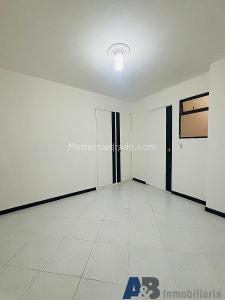 Apartamento de 3 alcobas en venta en Laureles, Medellín, 117 m² · foto 4 de 20