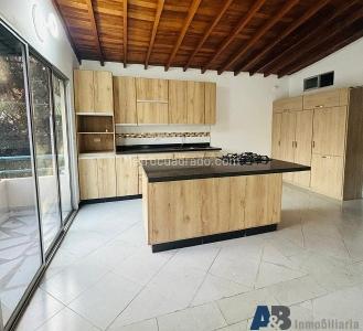 Apartamento de 3 alcobas en venta en Laureles, Medellín, 117 m² · foto 9 de 20
