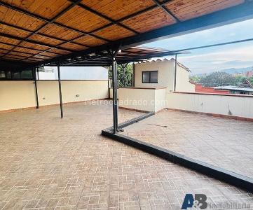 Apartamento de 3 alcobas en venta en Laureles, Medellín, 117 m² · foto 18 de 20