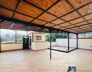 Apartamento de 3 alcobas en venta en Laureles, Medellín, 117 m² · foto 20 de 20