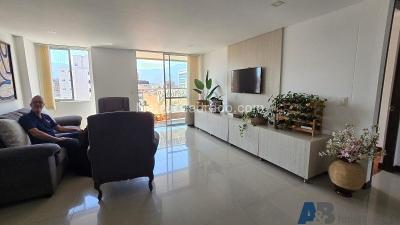 Apartamento de 3 alcobas en venta en Laureles, Medellín, 124 m² · foto 3 de 20