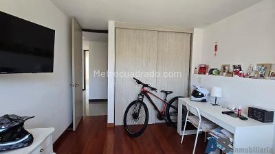 Apartamento de 3 alcobas en venta en Laureles, Medellín, 124 m² · foto 12 de 20
