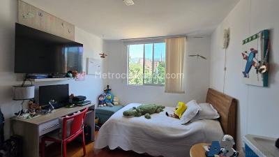 Apartamento de 3 alcobas en venta en Laureles, Medellín, 124 m² · foto 17 de 20