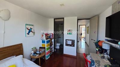 Apartamento de 3 alcobas en venta en Laureles, Medellín, 124 m² · foto 18 de 20