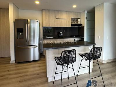 Apartamento de 2 alcobas en venta en Loma De Las Brujas, Envigado, 116 m² · foto 5 de 18