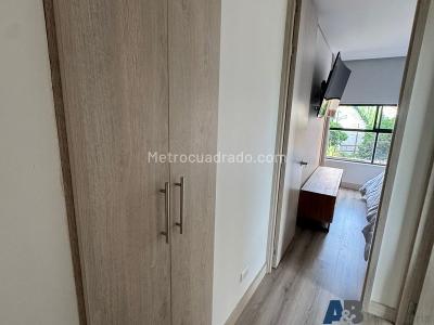 Apartamento de 2 alcobas en venta en Loma De Las Brujas, Envigado, 116 m² · foto 13 de 18