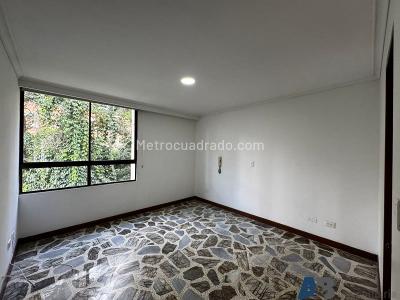 Apartamento de 4 alcobas en venta en El Poblado, Medellín, 145 m² · foto 3 de 20