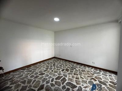 Apartamento de 4 alcobas en venta en El Poblado, Medellín, 145 m² · foto 4 de 20