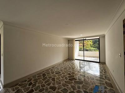 Apartamento de 4 alcobas en venta en El Poblado, Medellín, 145 m² · foto 11 de 20