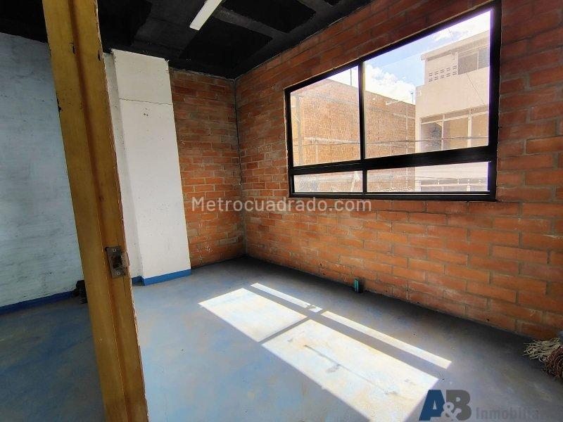 Bodega en Arriendo, Andalucia, Bello - Mehr