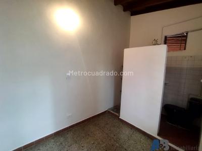 Casa de 3 alcobas en venta en Buenos Aires, Medellín, 220 m² · foto 14 de 20