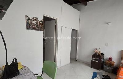 Casa de 3 alcobas en venta en Buenos Aires, Medellín, 116 m² · foto 13 de 16