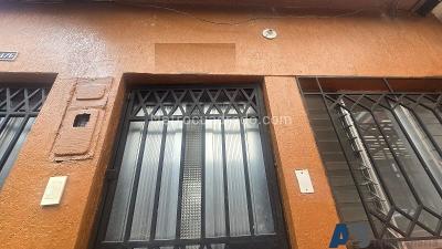 Casa de 3 alcobas en venta en Buenos Aires, Medellín, 116 m² · foto 2 de 16