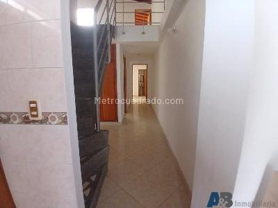 Apartamento de 4 alcobas en arriendo en El Velodromo, Medellín, 120 m² · foto 7 de 20