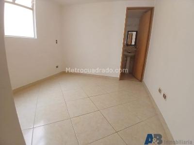 Apartamento de 4 alcobas en arriendo en El Velodromo, Medellín, 120 m² · foto 9 de 20