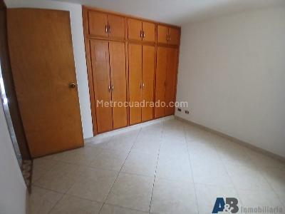 Apartamento de 4 alcobas en arriendo en El Velodromo, Medellín, 120 m² · foto 15 de 20